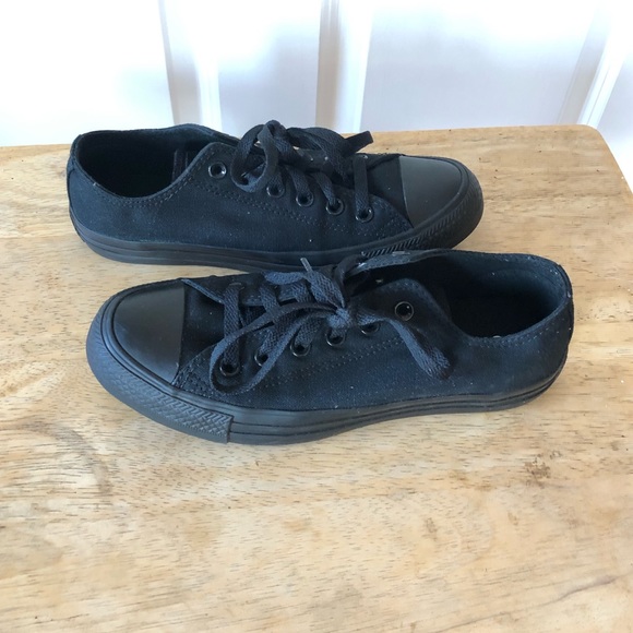 Converse All Star Chuck Taylor Low Top Sneakers - Picture 3 of 7